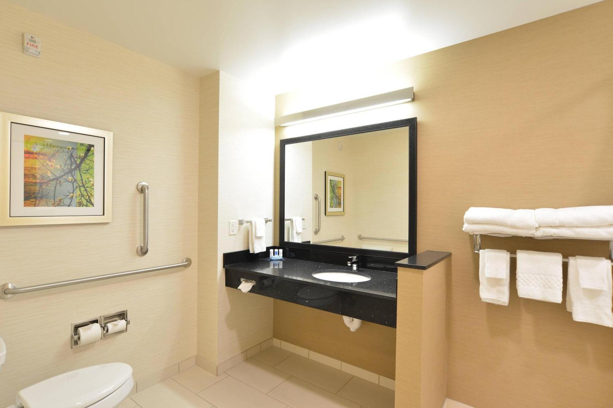 Fairfield Inn & Suites By Marriott Eau Claire/Chippewa Falls Kültér fotó