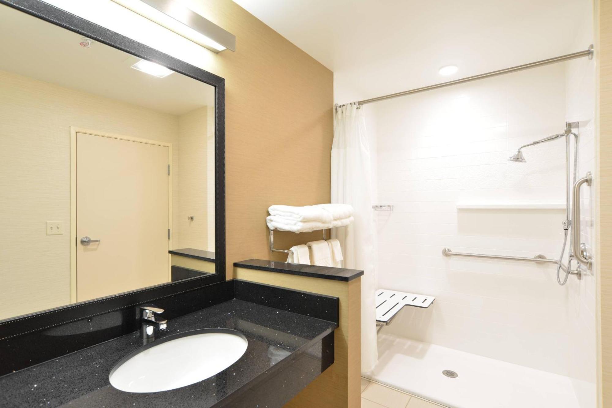Fairfield Inn & Suites By Marriott Eau Claire/Chippewa Falls Kültér fotó